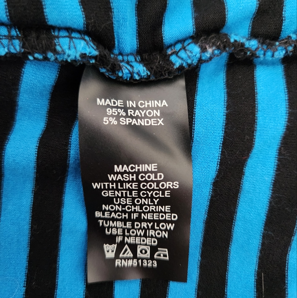 Vince Camuto Blue and Black Top Size S - Picture 4 of 4